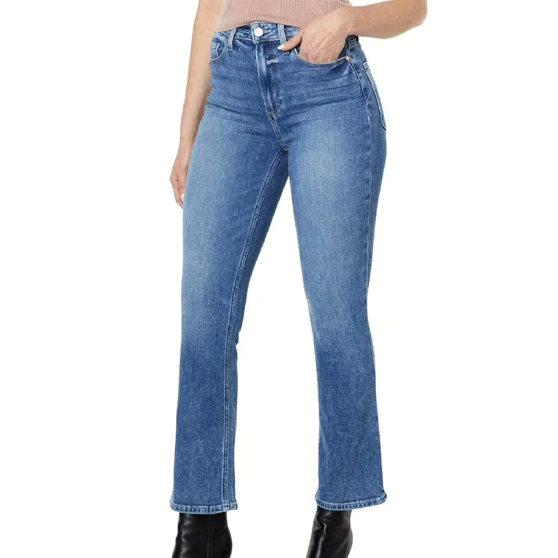 Stylish And Comfortable Clothing For Women Femme Jeans In Tapestry