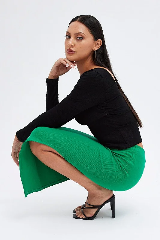 Women's Work Apparel Green Maxi Skirt V Detail