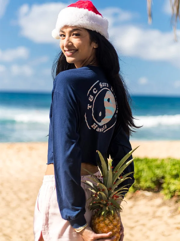 Women's Resort Attire T&C Surf Waves on Waves Crop Long Sleeve