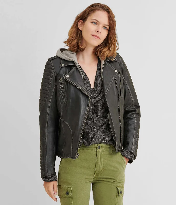 Comfortable Outfit For Women Performance Rider Quilted Shoulder Leather Moto Jacket