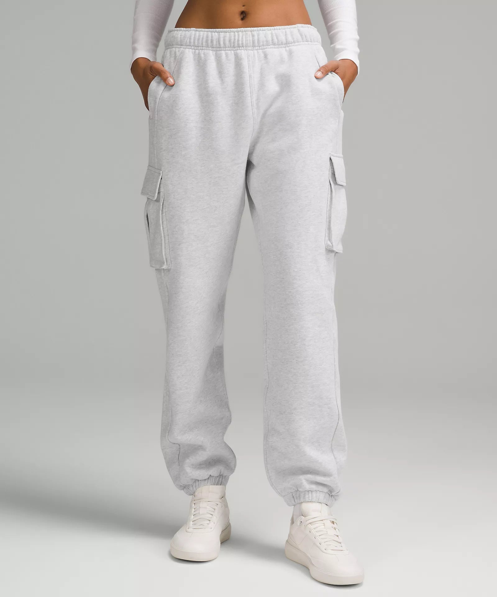 Women's Plus-Size Casual Outfit Scuba Oversized Mid Rise Cargo Jogger 31" | Heathered Core Ultra Light Grey