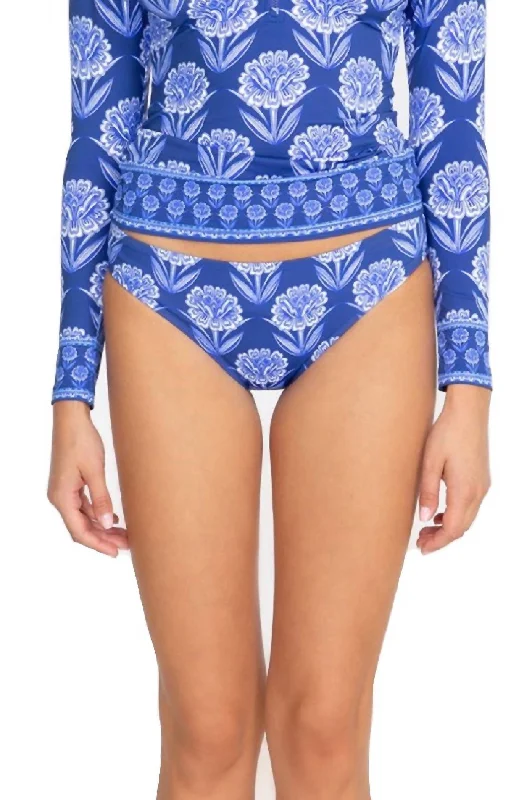 Effortless Chic for Women Yao Hipster Swimwear In Multi