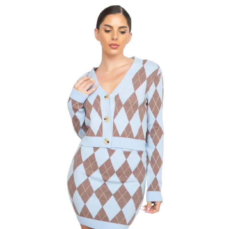 Chic Trends For The Fashion Savvy Diamond Button-front Cardigan Top