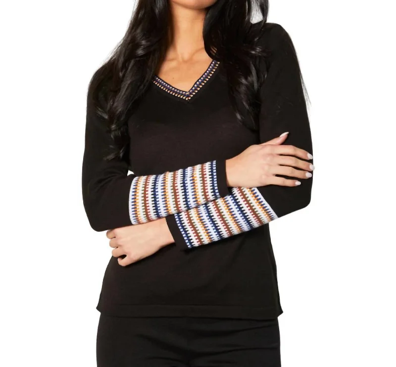 Brand Name Clothing Discount Extravaganza V-Neck Sweater In Black/multi