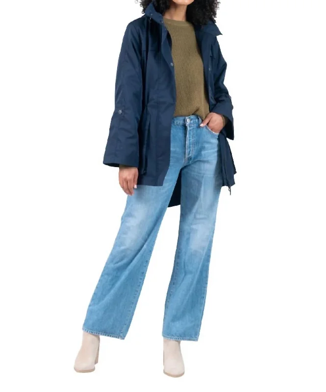 Women's Resort Attire Crinkle Rain Jacket In Mid Navy