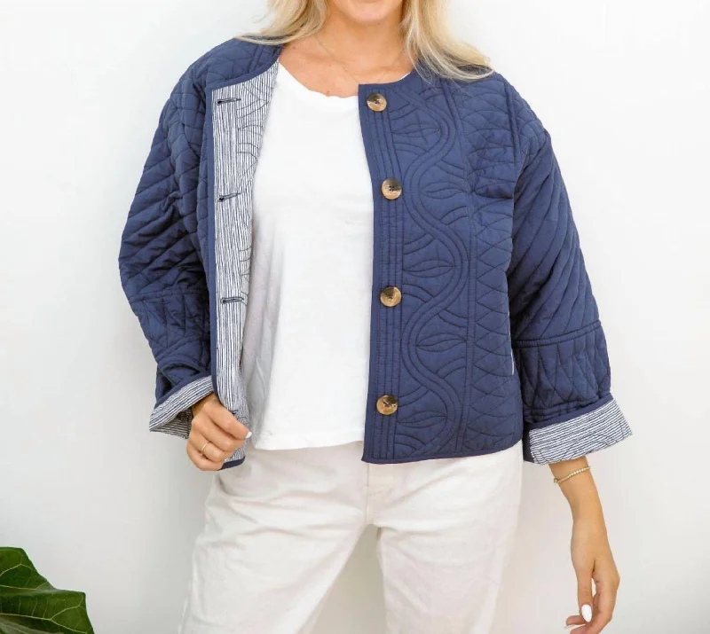 Women's Casual Clothing For Lounging Quilted Jacket In Navy