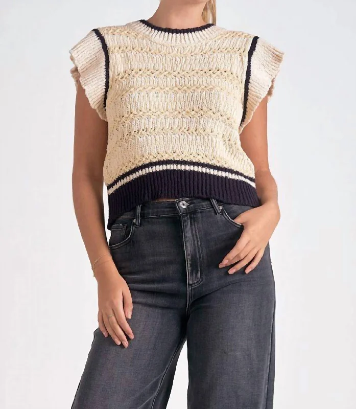 Trendy Street Style Sweater Cap Sleeve In White