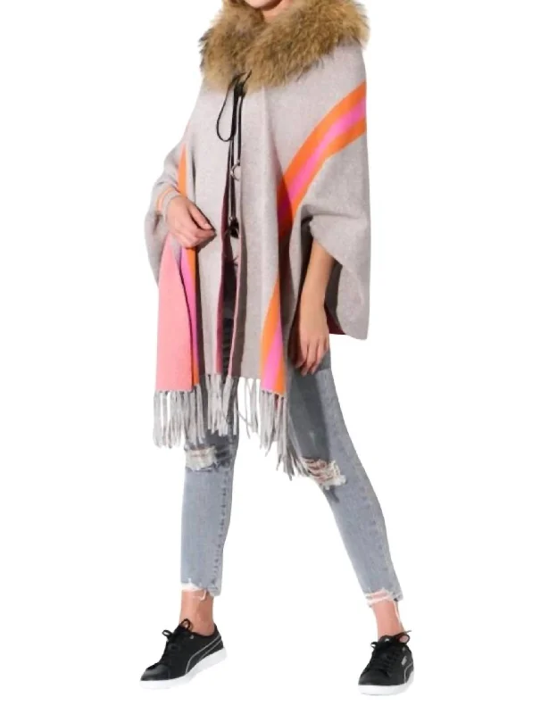 Chic Clothing For Women Bee Embellished Fur Collar Cape In Grey