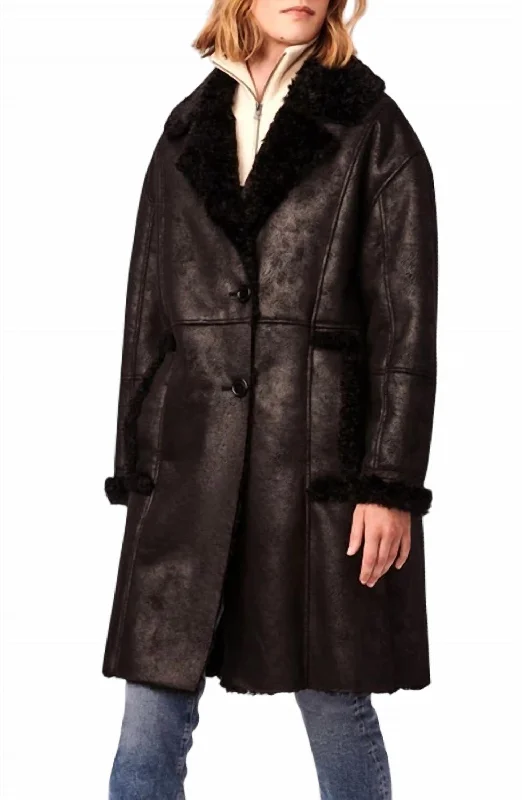 Clothes Of Woman Soft Trim Vegan Fur Coat In Black