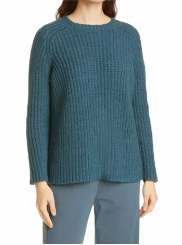 Elevate Your Wardrobe Crew Neck Pullover Sweater In Eucalyptus