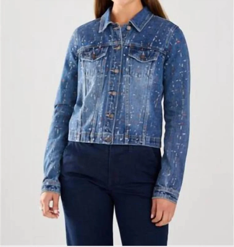 Women's Chic Outerwear Attire Crop Denim Jacket In Med Wash