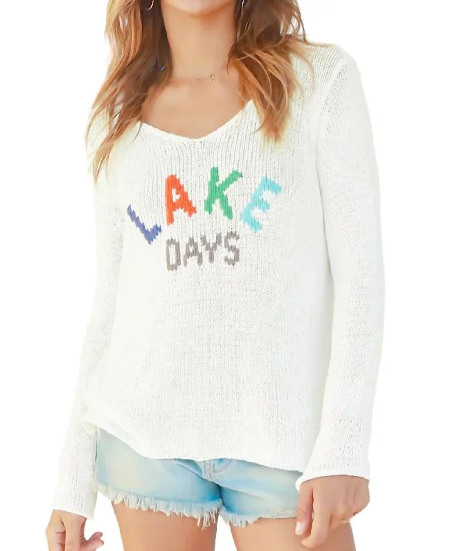 Day-To-Night Styles Lake Days Cotton Sweater In White Multi