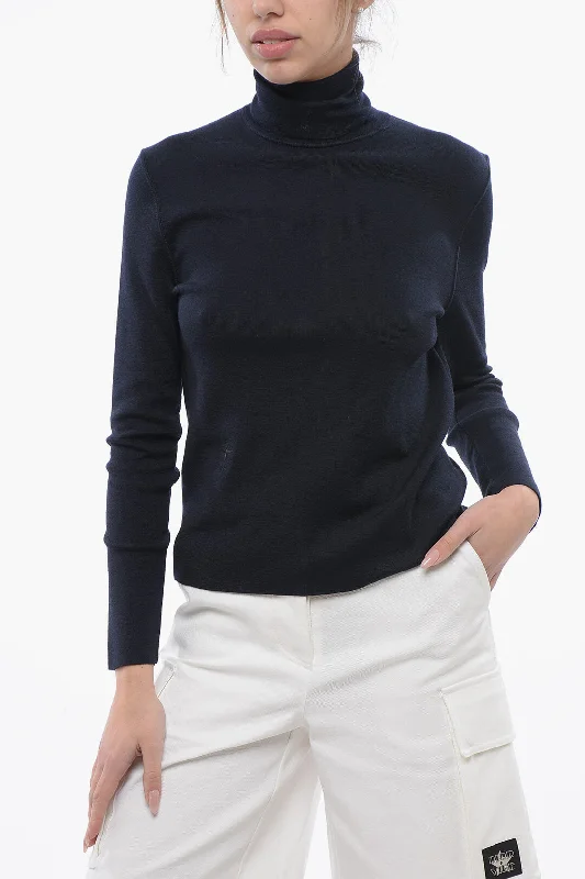 Feminine Elegance Dior Turtleneck Cashmere And Silk Sweater