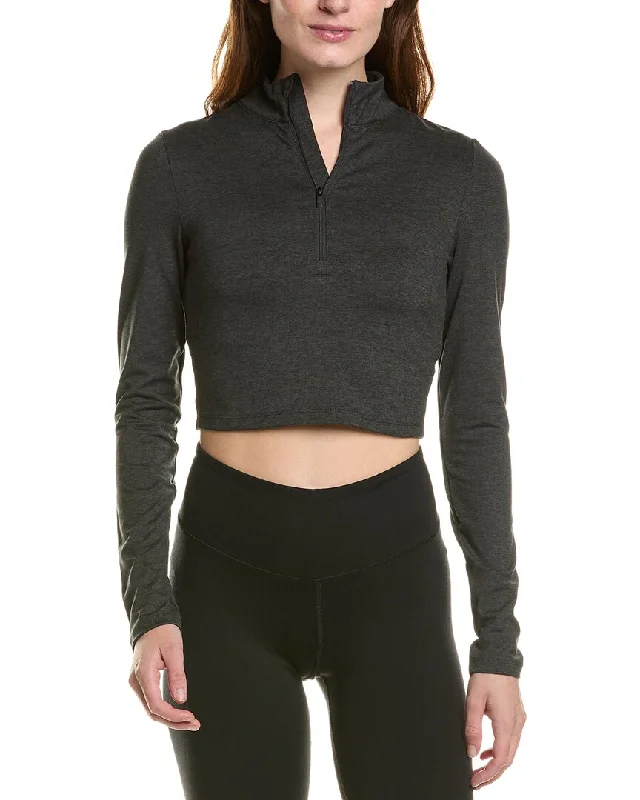 Classic Timeless Elegant Style IVL Collective Cropped 1/2-Zip Pullover