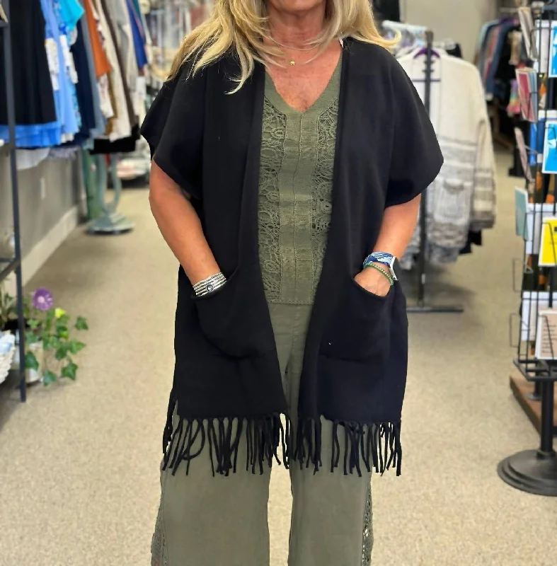 Art Deco Geometric Pattern Look Fringe Poncho In Black