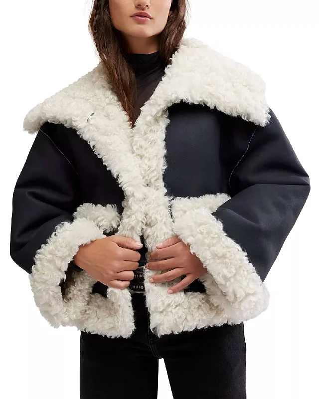 Women's Travel Outfit Set Kiki Faux Leather Sherpa Jacket In Black Combo