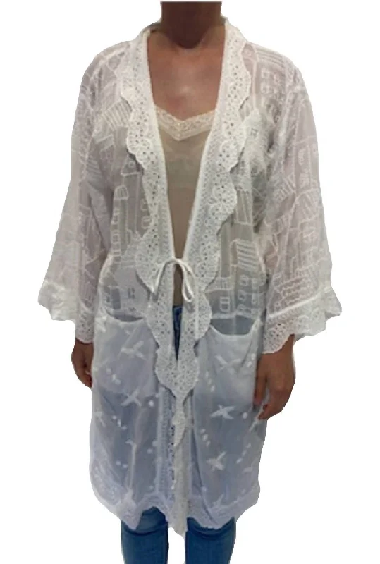 Huge Savings On Parisian Styles House Ecaterina Kimono In White