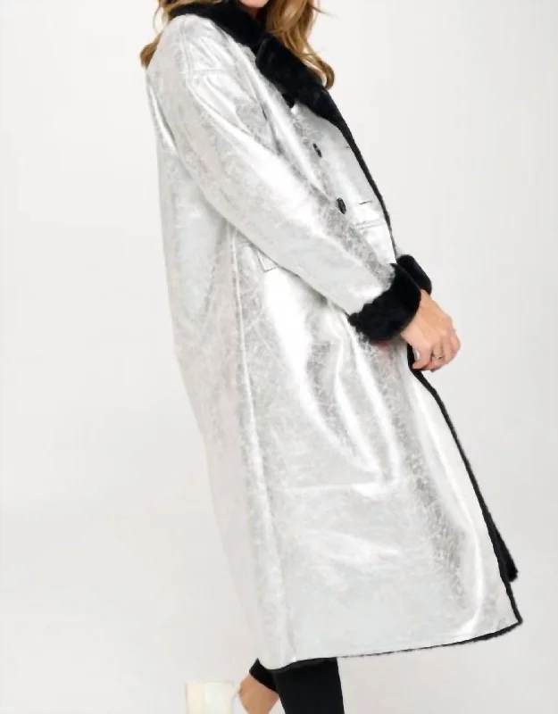 Women's Relaxed Outfit Fur Lined Metallic Oversized Coat In Silver/black