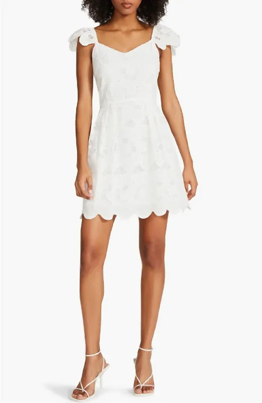 Trendy Casual Outfits Sierra Dress In White