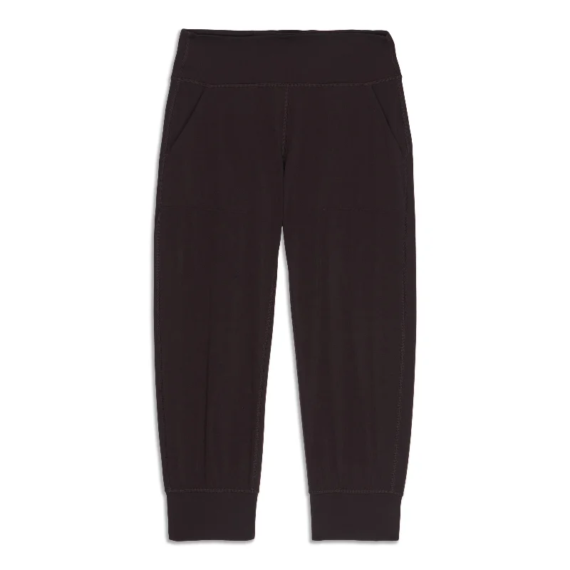 Comfortable Women's Outfits Align Jogger Crop
