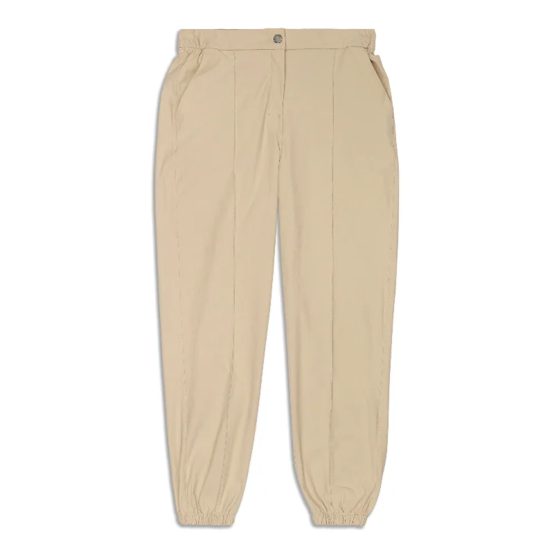 Contemporary Women's Clothing High-Rise Jogger 7/8 Length - Resale