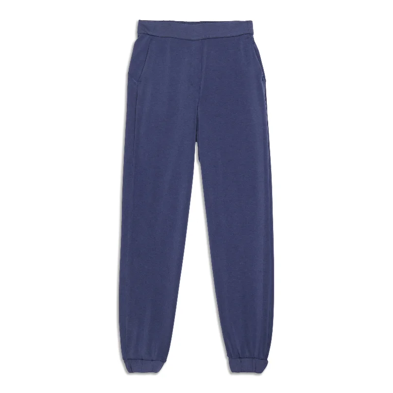 Women's Casual and Dressy Outfits Softstreme Relaxed High-Rise Pant - Resale