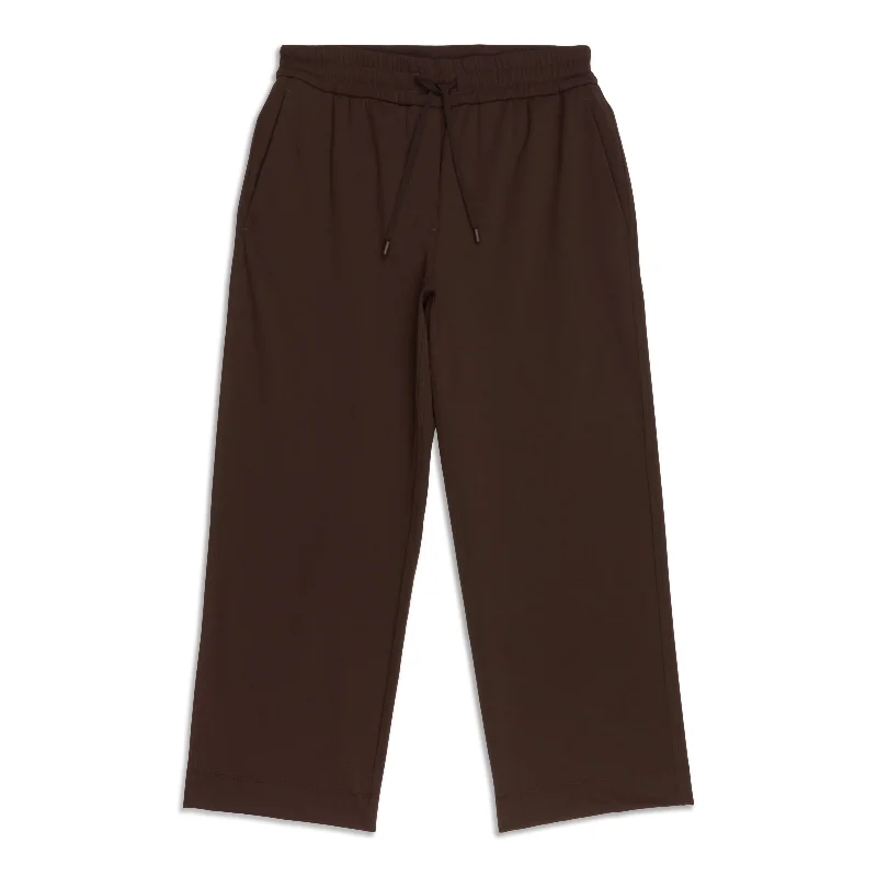 Women's Outdoor Attire Straight-Leg Mid-Rise Pant - Resale